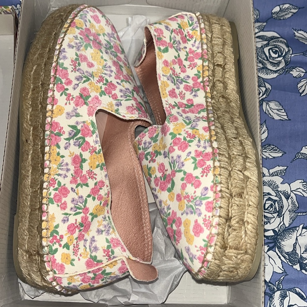MANEBI Womens Fruity Punch White Love Shack Fancy Platform Espadrille Shoes 38